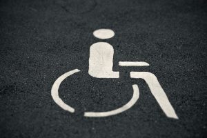 Simbolo de estacionamento para pessoas com incapacidade