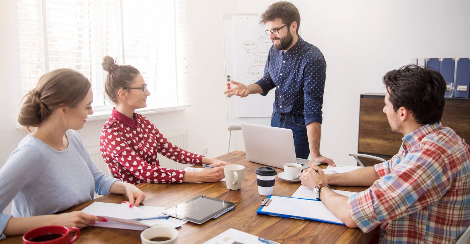 Trabalhadores na formação profissional