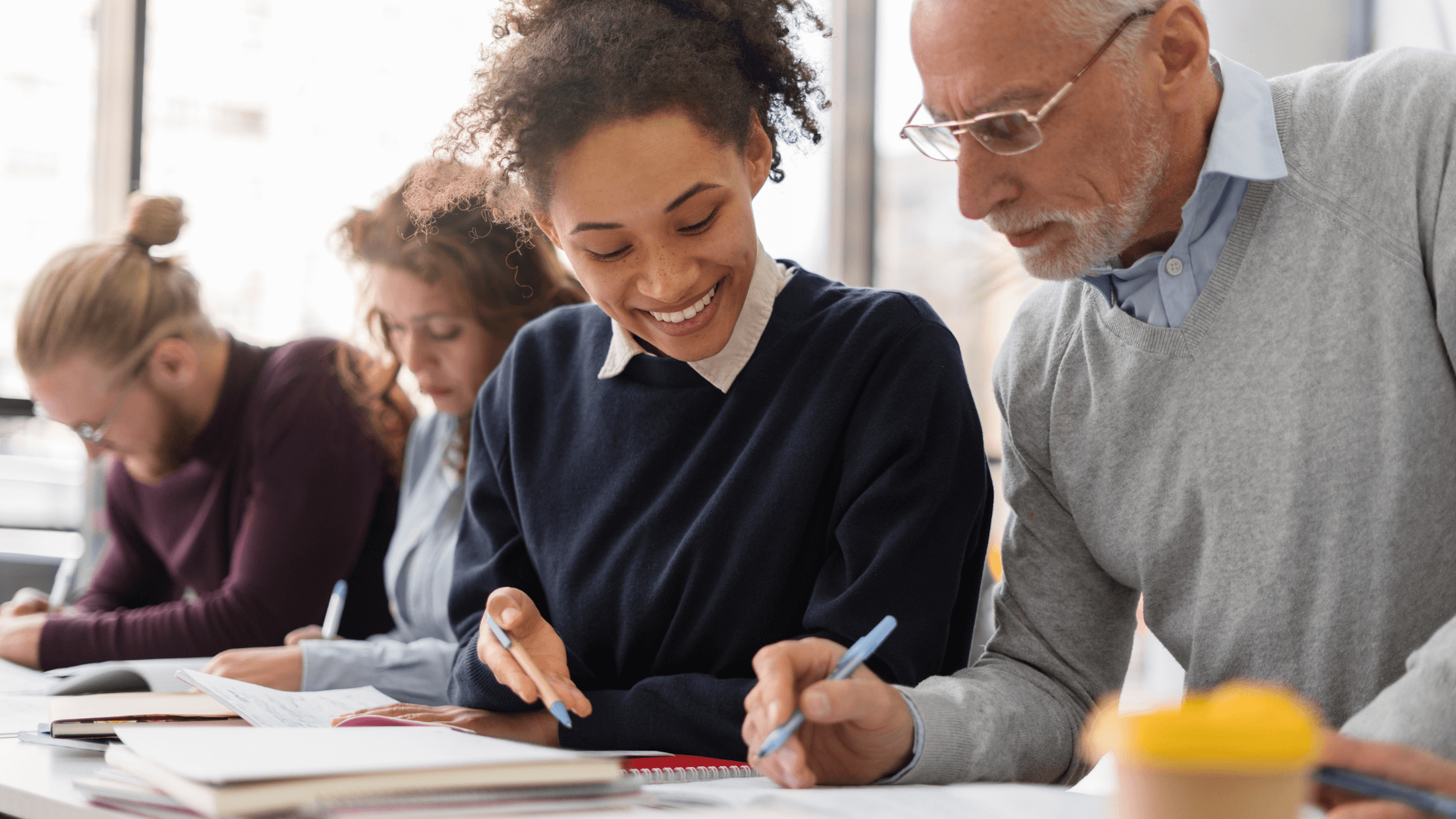 Descubra tudo sobre formação profissional: o que é, por que é importante e como escolher o melhor curso para impulsionar sua carreira. Guia completo com dicas, benefícios e tendências do mercado de trabalho.