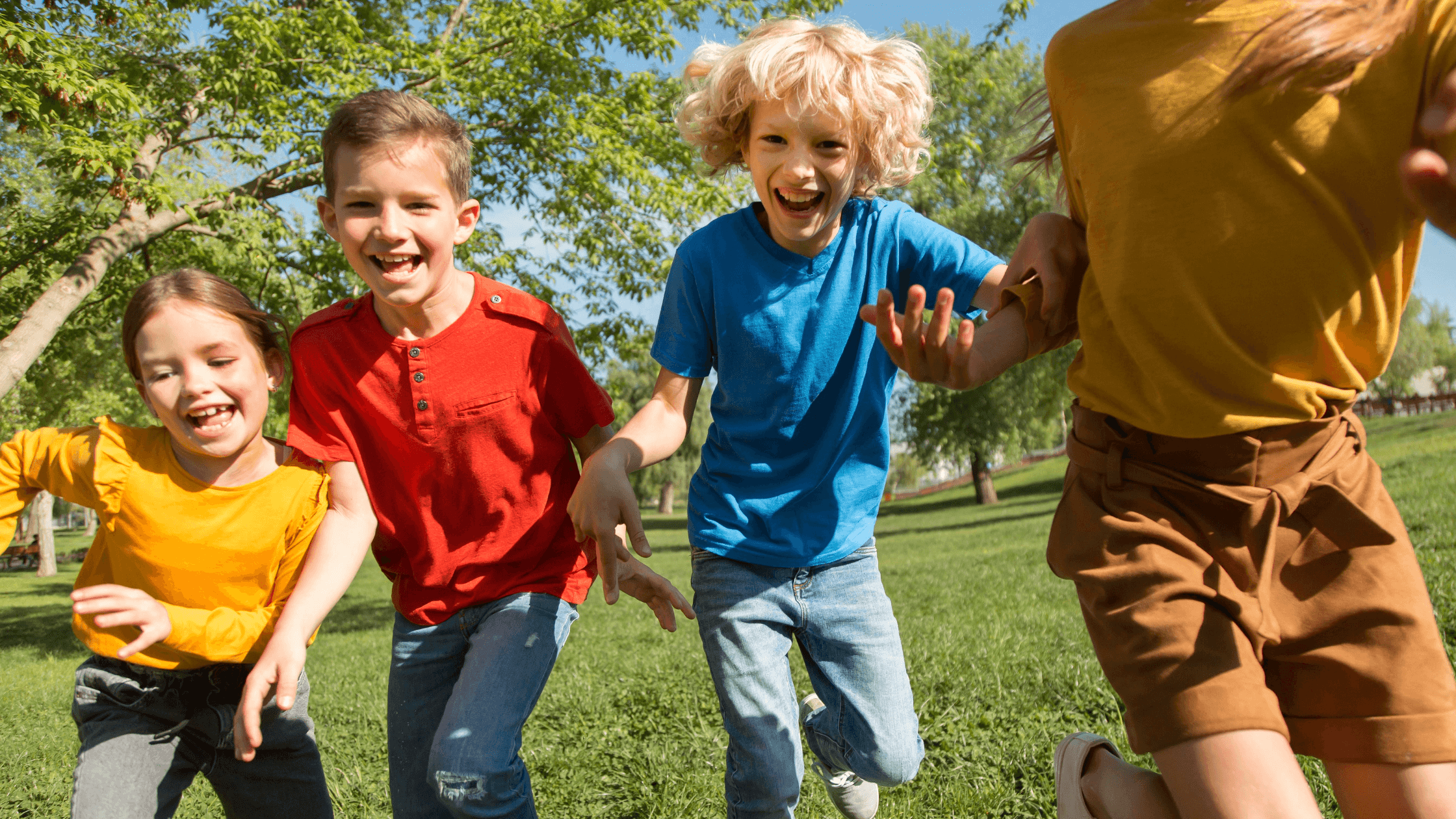 Atividades gratuitas ao ar livre para crianças durante as férias escolares em Portugal.