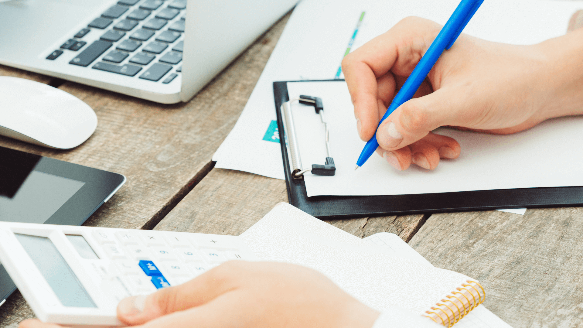 Comprovativo de rendimentos em Portugal em 2026, com documentos oficiais como IRS, declaração da Segurança Social e acesso online ao Portal das Finanças.